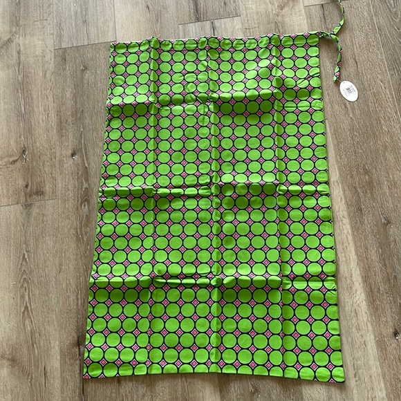 NWT Circle Diamond Patterned Large Canvas Laundry bag - Picture 2 of 4